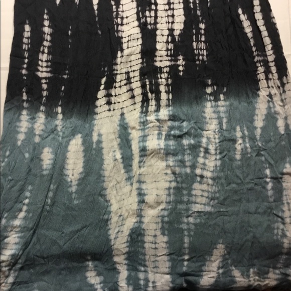 Forever 21 elastic summer long skirt - Picture 3 of 3